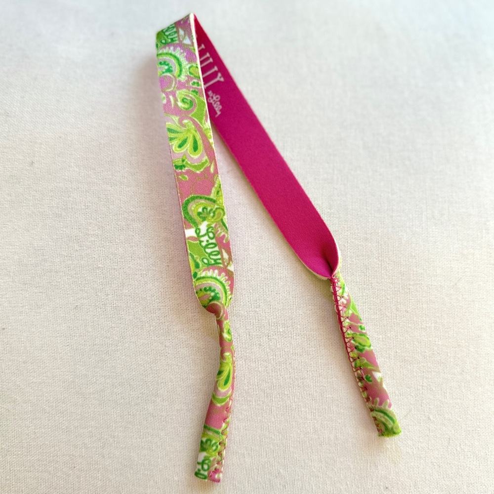 Lilly Pulitzer Sunglass Strap in "Chin Chin"